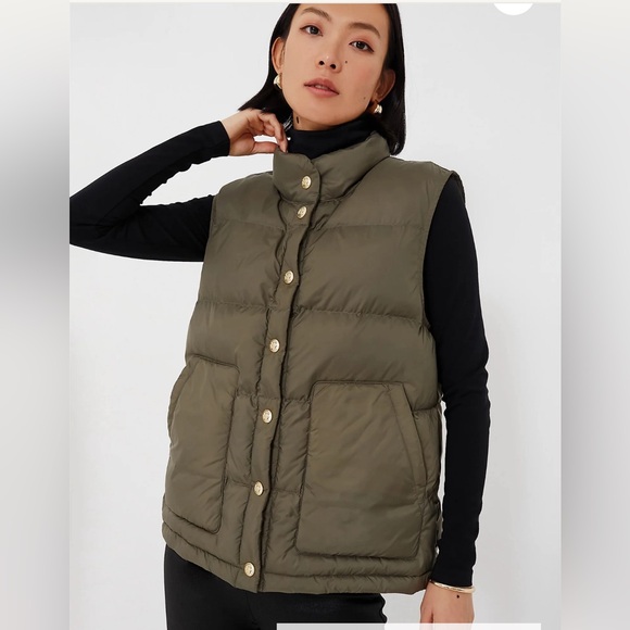 NWOT TUCKERNUCK
Olive Green Inez Puffer Vest - Picture 1 of 4